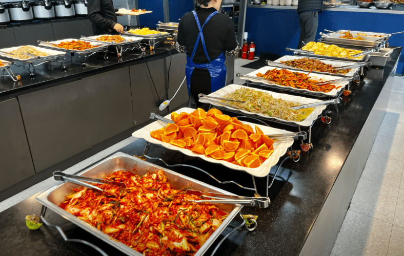 광명 더쉐프한식뷔페 8,000원